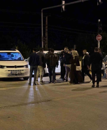 haskoyde-iki-otomobil-carpisti-yaralanan-olmadi-BISHawRO.jpg