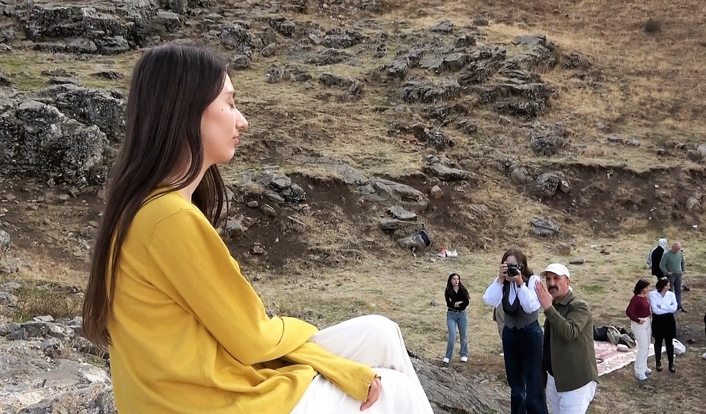 Haspet Kalesi’nde sanat ve duyarlılık buluştu 8 haspet kalesinde sanat ve duyarlilik bulustu 4 uPpZqqZu