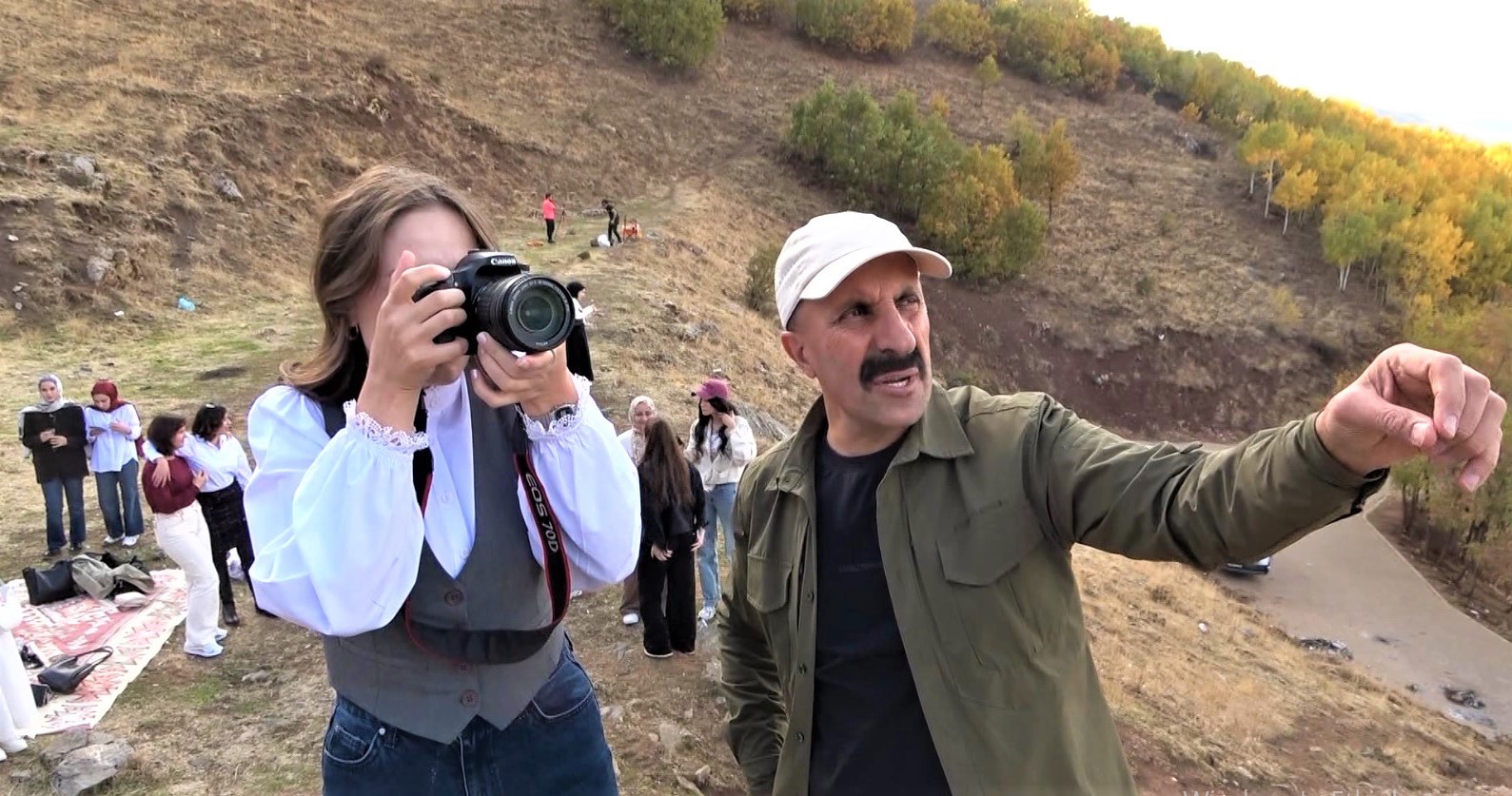 Haspet Kalesi’nde sanat ve duyarlılık buluştu 13 haspet kalesinde sanat ve duyarlilik bulustu 9 HE9IFrsd