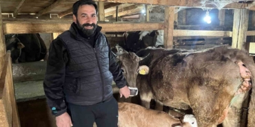 hasta-dogan-buzagilari-buhar-makinesiyle-hayata-bagliyor-QMkB2YDx.jpg