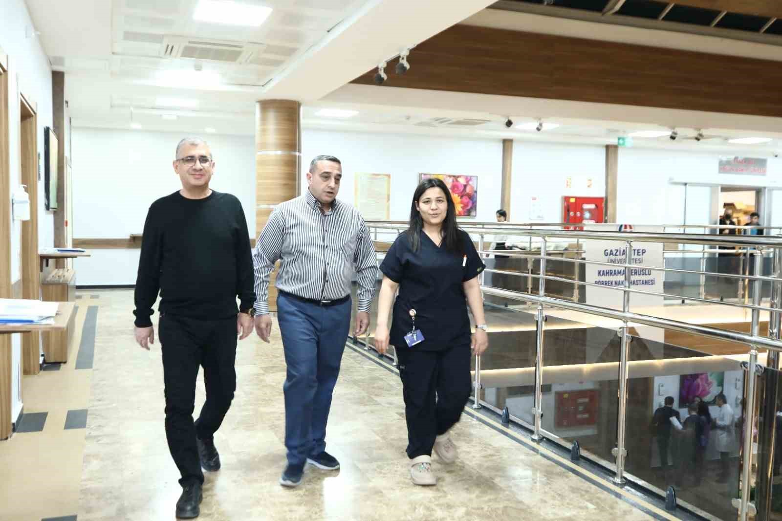 hasta doktoruna bobregini verdi 1 IcNHMWti