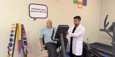 hastaligin-etkisiyle-kaybolan-adam-alzaymir-merkezinde-yeniden-hayat-buldu-bWLbTzav.jpg