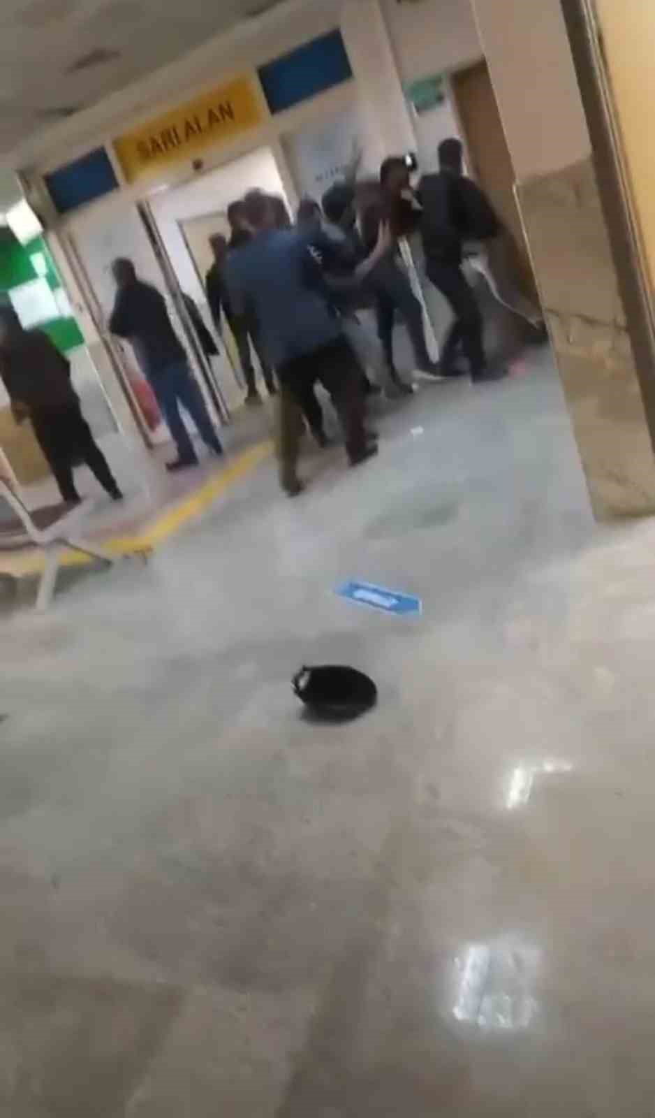 hastane acilinde kavga kamerada 1