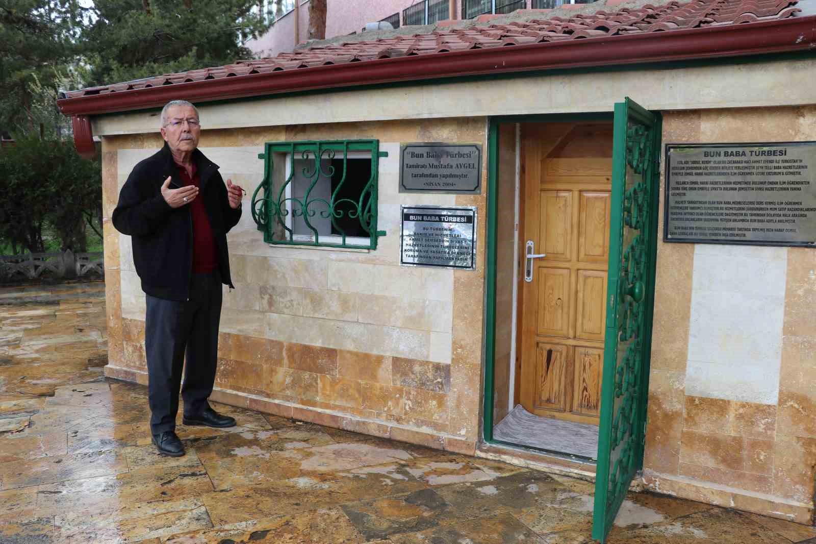 hastane bahcesinde turbe rivayetleriyle dikkat cekiyor 3 3XMiaebi