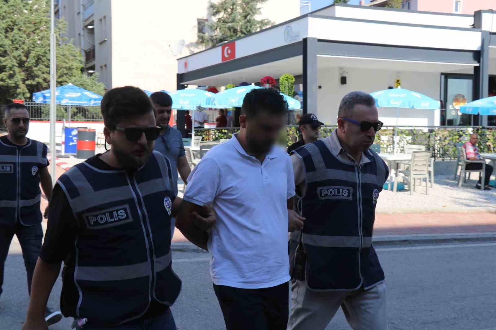 hastane saldirisinin muhbiri mekan kursunlanmasinin planlayicisi cikti 2 EAIXPIyO
