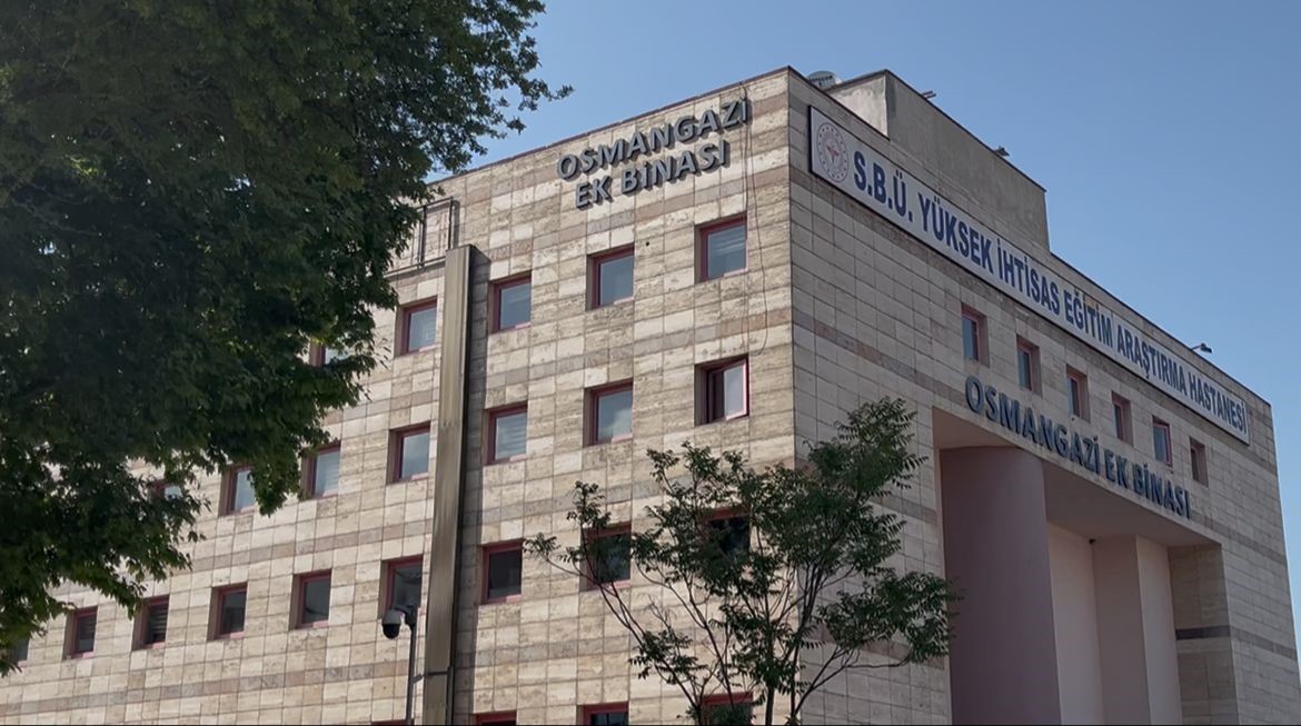 hastane yakininda yangin panigi ekipler seferber oldu 1 pZ1BcIyU