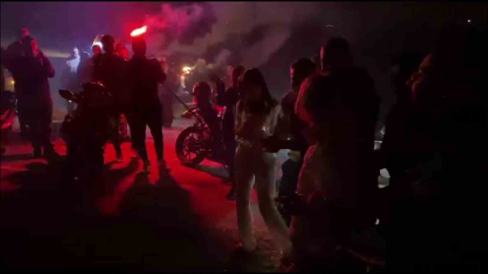 hastanede tedavi goren kanser hastasi kadina arkadaslarindan 8 mart surprizi 1 IFXu1viP