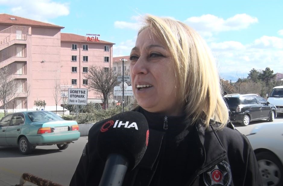 hastanede uyuyan cocugun uzerini orten guvenlik gorevlisi yurekleri isitti 2 NFaWAHKW
