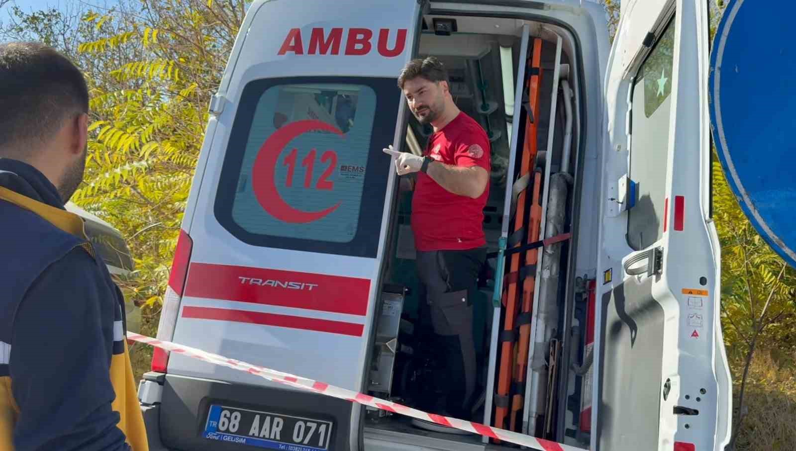 hastaneye giden doktorun araci ile hasta tasiyan ambulans carpisti 1i doktor 7 yarali 5 rlrQb7PI