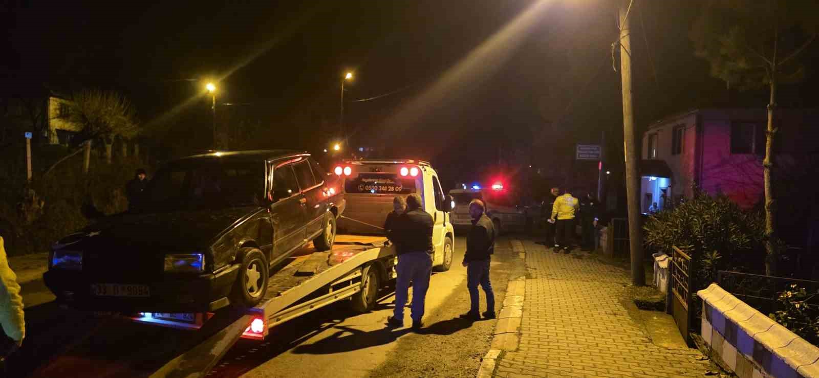 hastaneye giderken kaza yaptilar 4 yarali 1 2bJ77DWi