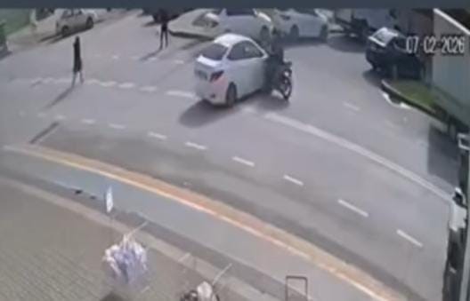 hatali donus ve yuksek hiz kazaya sebep oldu 3 yWZ2Etn8