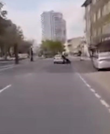 hatali-serit-degistirdi-motosiklet-surucusunu-dusurdu-1-gozalti-EaLpXvGu.jpg