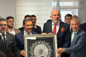 hatay-valisi-mustafa-masatliya-yilin-valisi-odulu-verildi-zYssxgmf.jpg