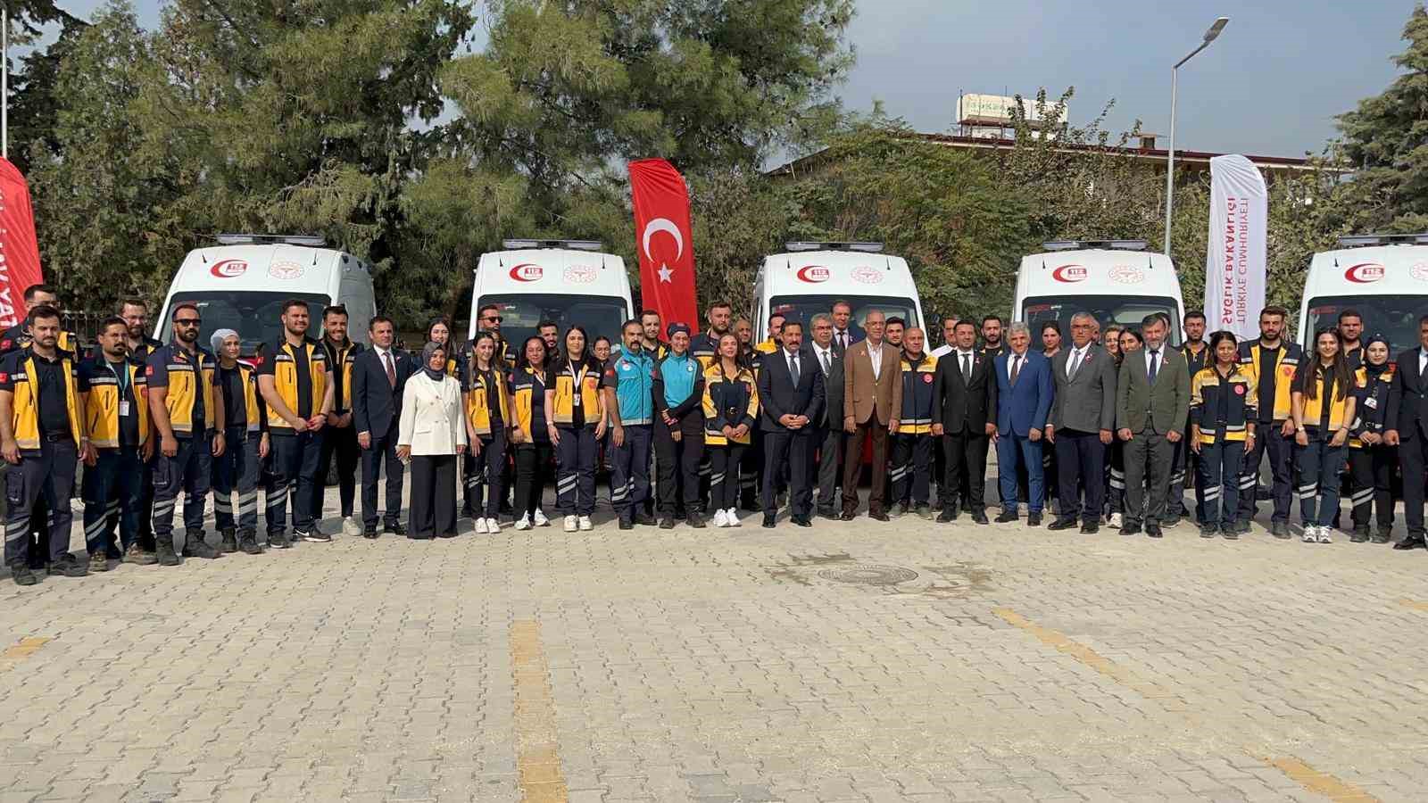 hatayda 12 yeni ambulans hizmete alindi 1