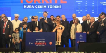 hatayda-13-bin-289-konutun-kura-cekim-toreni-gerceklesti-1iy5IKbR.jpg