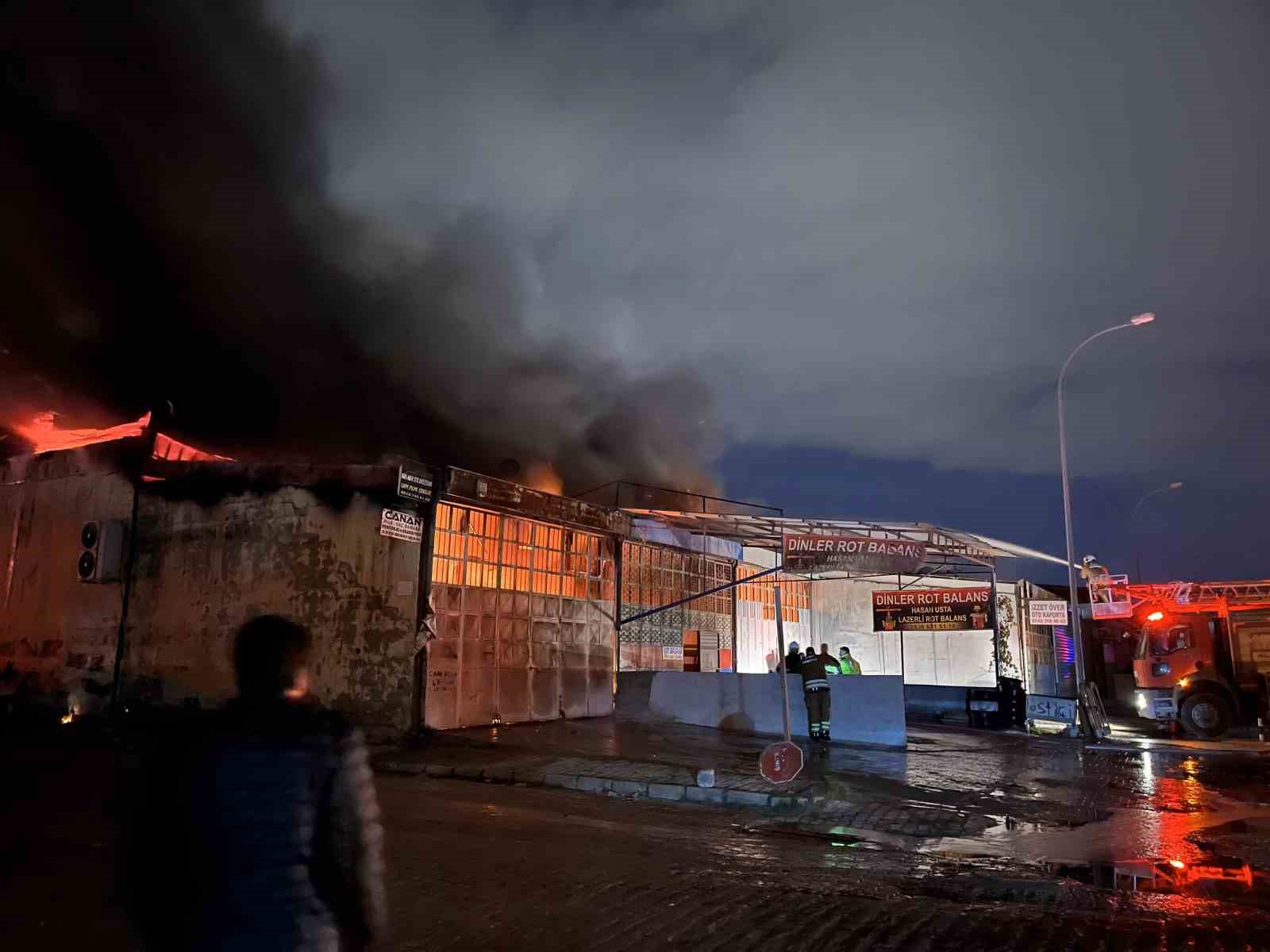 hatayda 9 is yeri yanarak kullanilmaz hale geldi 0 mmPljR8q