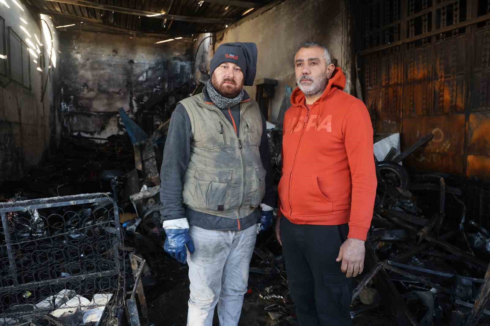 hatayda 9 is yeri yanarak kullanilmaz hale geldi 2 GjHt879O