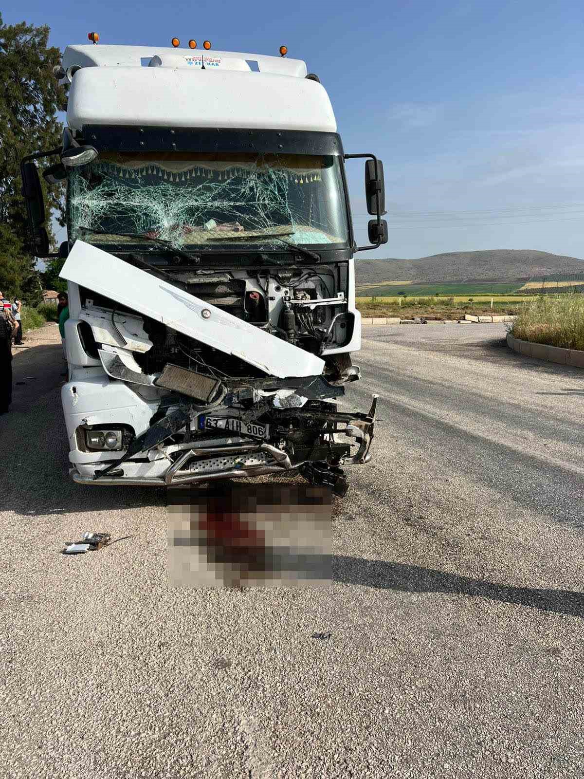 hatayda devrilen traktorun 80 yasindaki surucusu oldu 3 ArWZZVfe