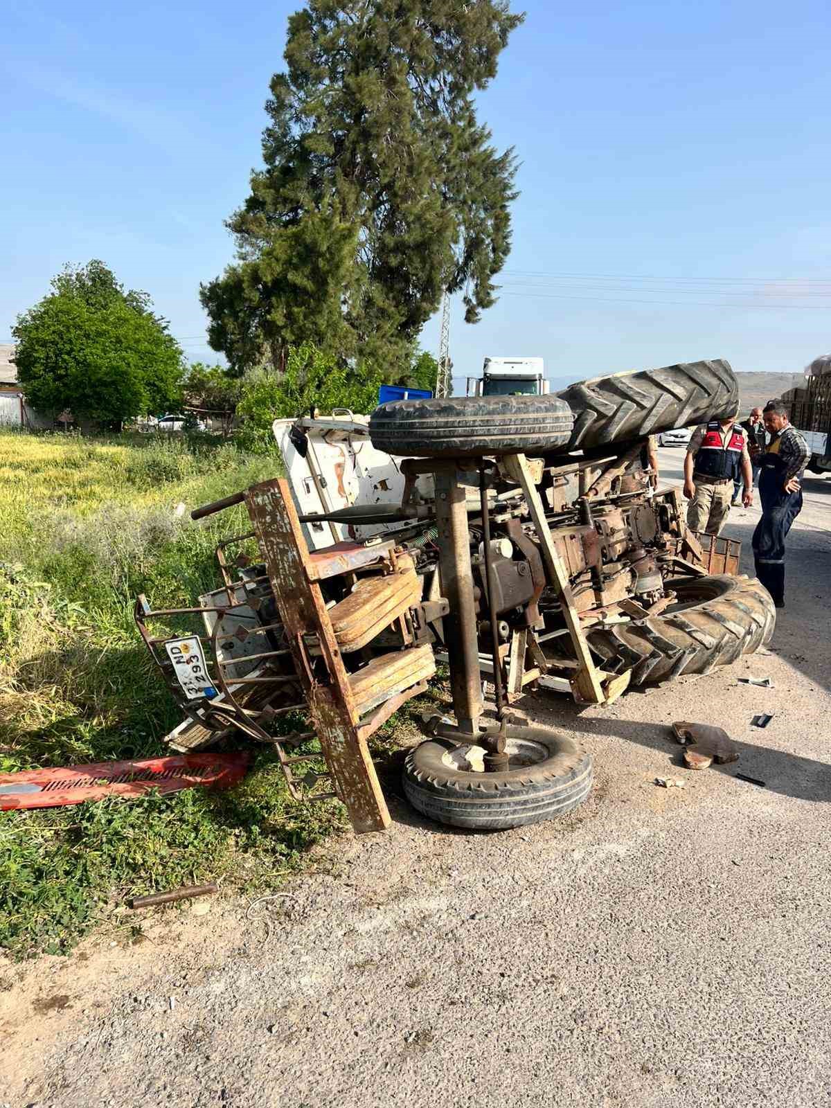 hatayda devrilen traktorun 80 yasindaki surucusu oldu 4 RkfeLz84