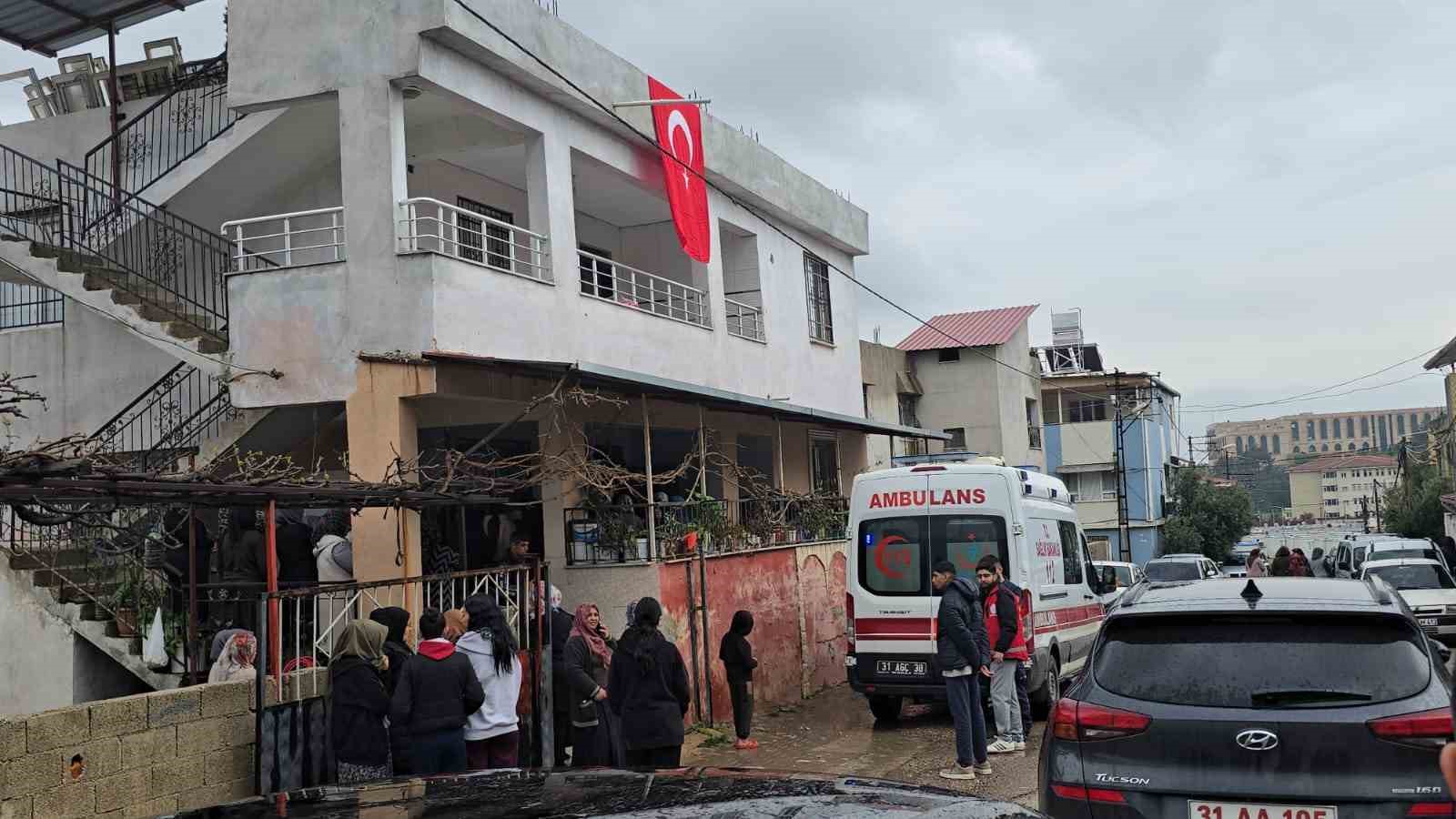 hatayda kalp krizi geciren asker hayatini kaybetti 1 ui44sjWN