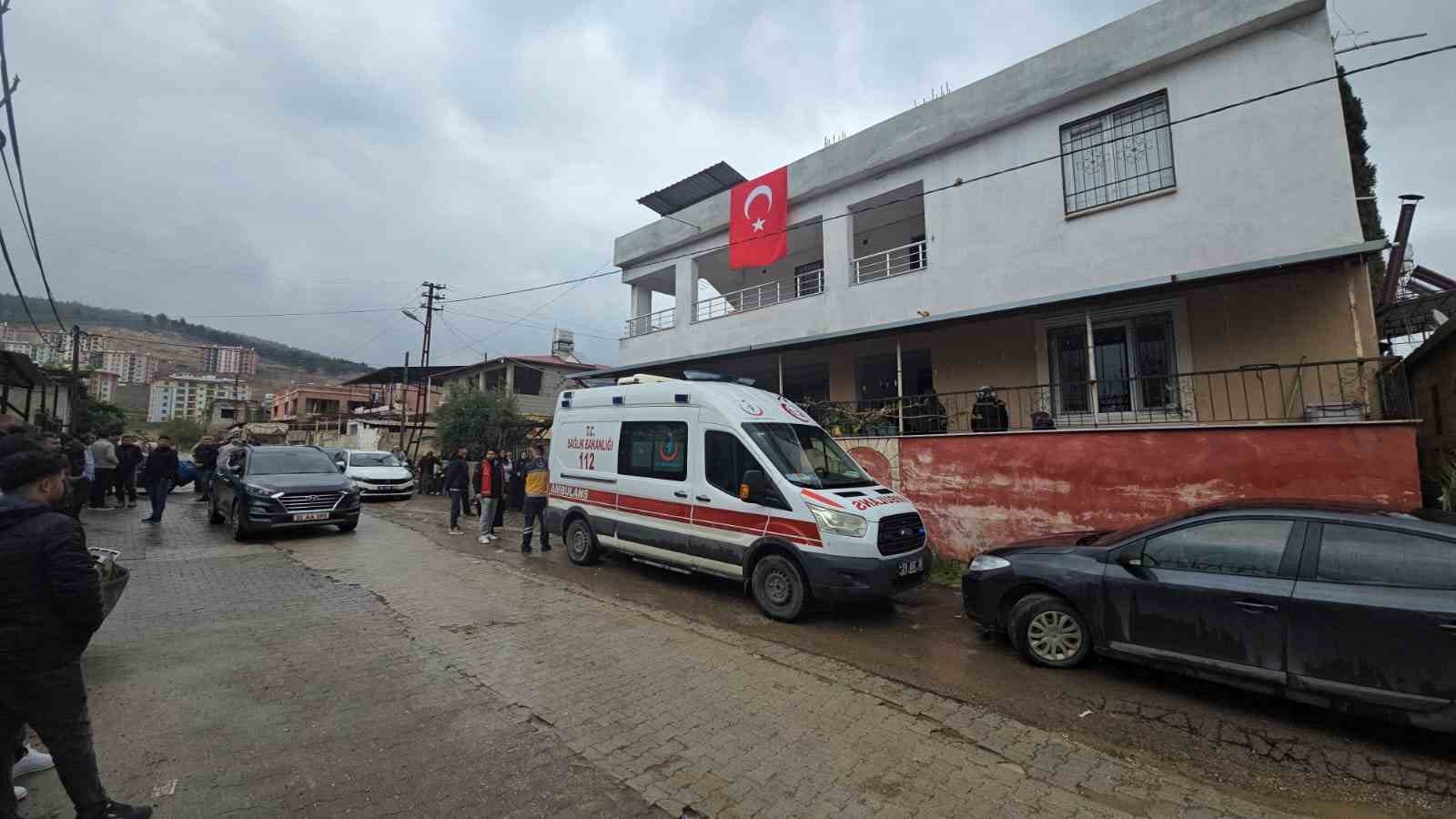 hatayda kalp krizi geciren asker hayatini kaybetti 4 nE7yruUq
