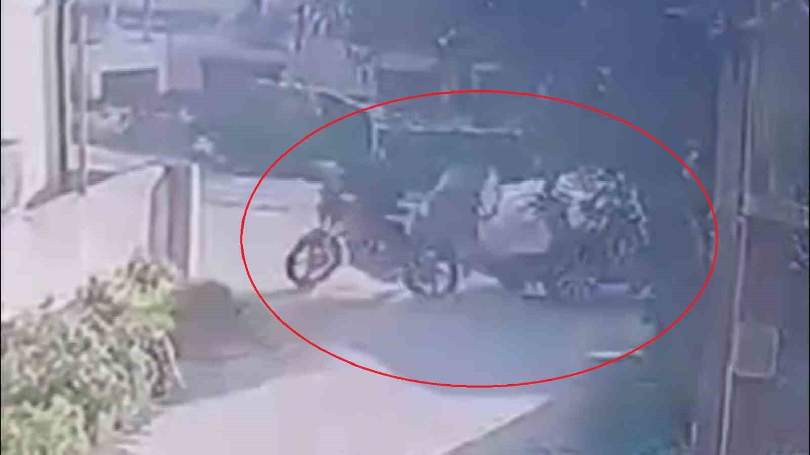 hatayda motosiklet surucusunun oldugu kaza ani kamerada 1 rfHtqzyu