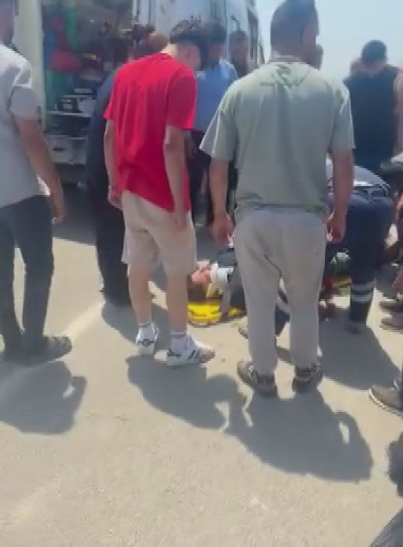 hatayda motosiklete carpan otomobil takla atti 1 olu 1 yarali 2 rLjHZ7TN