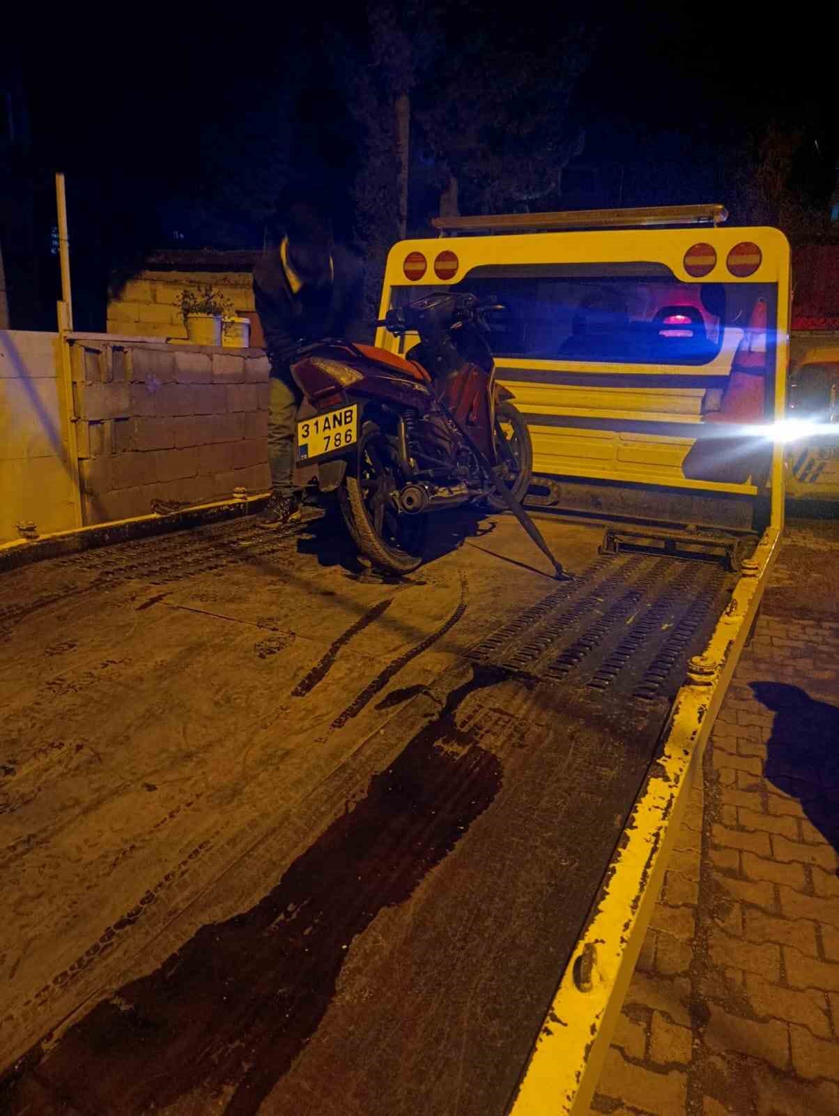 hatayda motosikletli cocuk surucuye 50 bin tl ceza 2 Q7Ciq84X