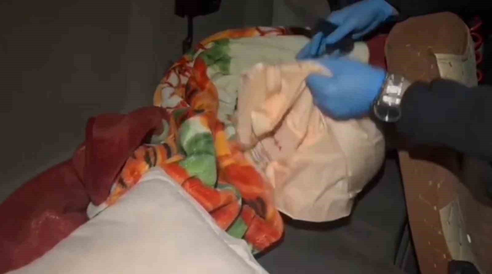 hatayda tirin yatak kismindan 5 kilo uyusturucu cikti 3 fRGzZTva