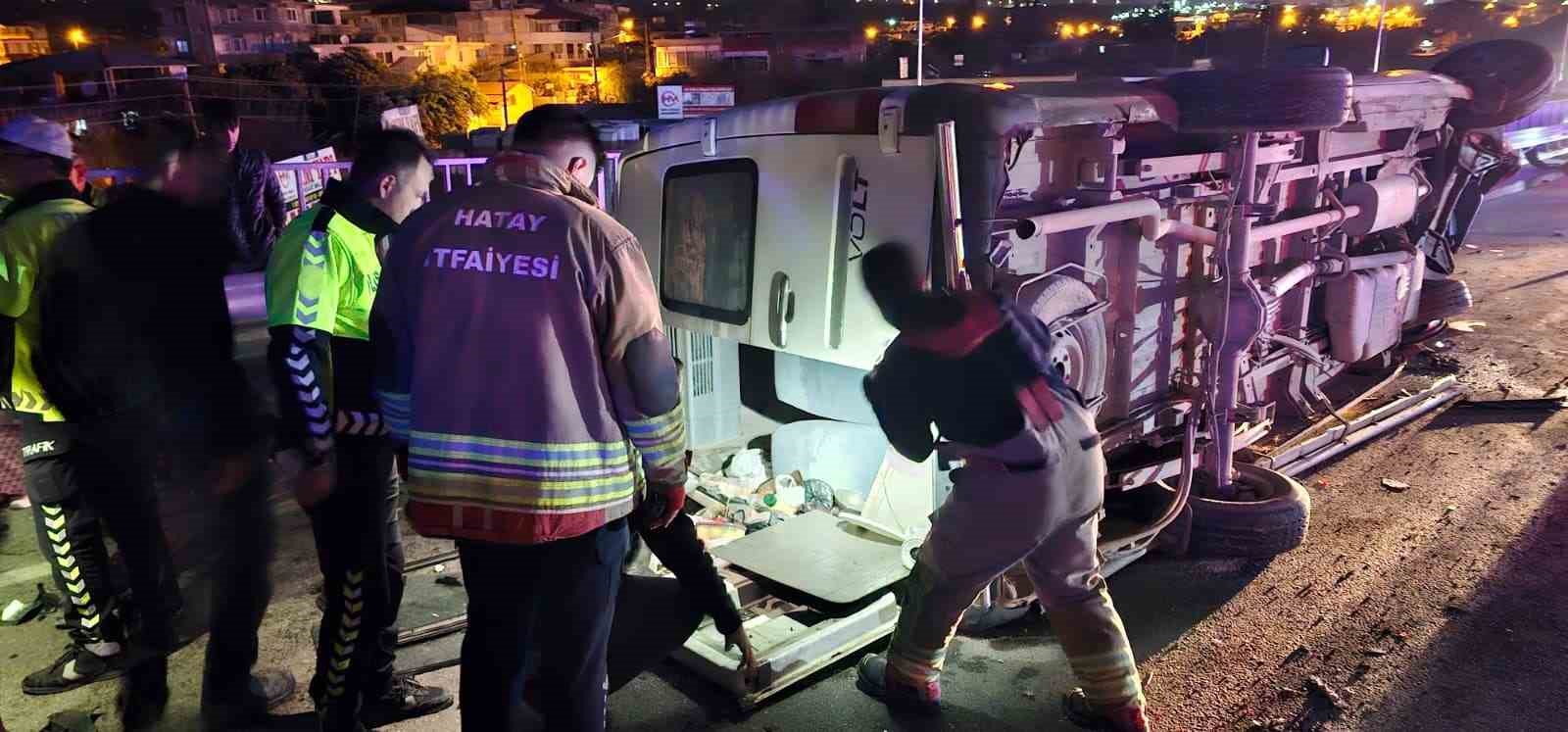 Hatay’da trafik kazası: 11 yaralı 5 hatayda trafik kazasi 11 yarali 1 CA2AD9cM