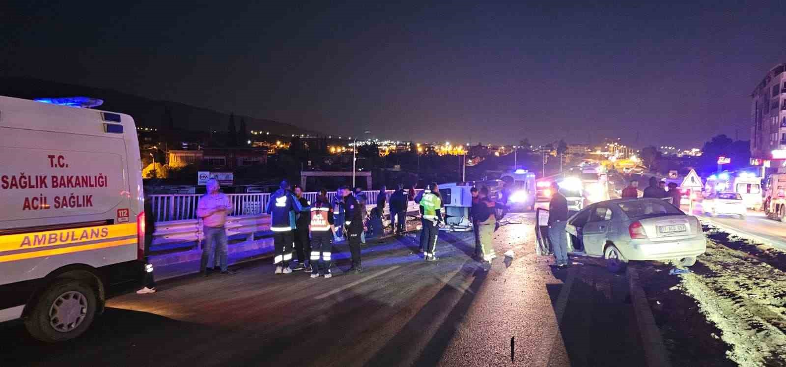 Hatay’da trafik kazası: 11 yaralı 6 hatayda trafik kazasi 11 yarali 2 NfSqKa4y