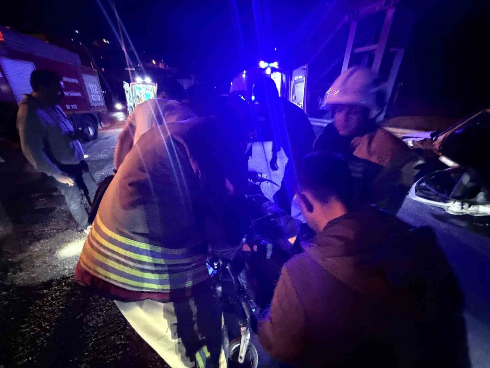hatayda trafik kazasi 2si agir 7 yarali 1 A831FVjK