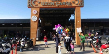 hataydaki-prefabrik-uzun-carsida-bayram-yogunlugu-EWODsTvI.jpg