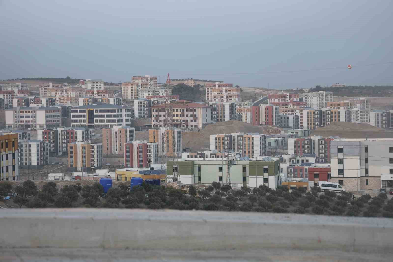 hatayli depremzede soguk kis gunlerini yeni yuvasinda gecirecek 8 FHFvFNbI