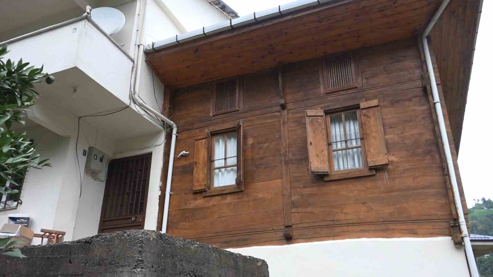 hatirasi var dediler baba evini yikmadan ekleme yaptilar 3 YY9992hH