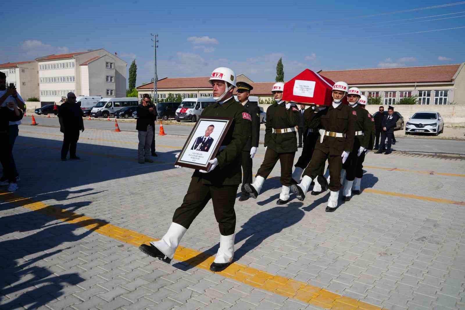 hava harp okulu ogrencisi veli bilgin memleketi nigdede son yolculuguna ugurlandi 1 7ZYWsnU5