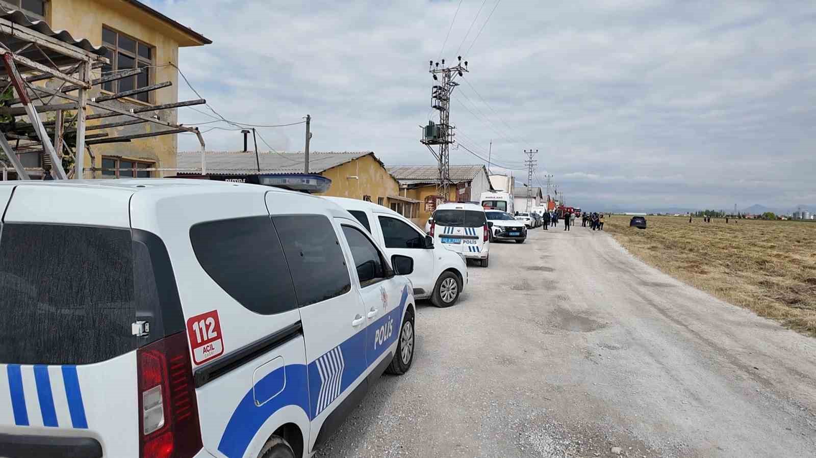 Havai fişek deposunda korkutan yangın 6 havai fisek deposunda korkutan yangin 2 4R3KZvum