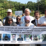 havai-fisek-fabrikasindaki-patlamada-hayatini-kaybeden-isciler-anildi-523IWIVs.jpg