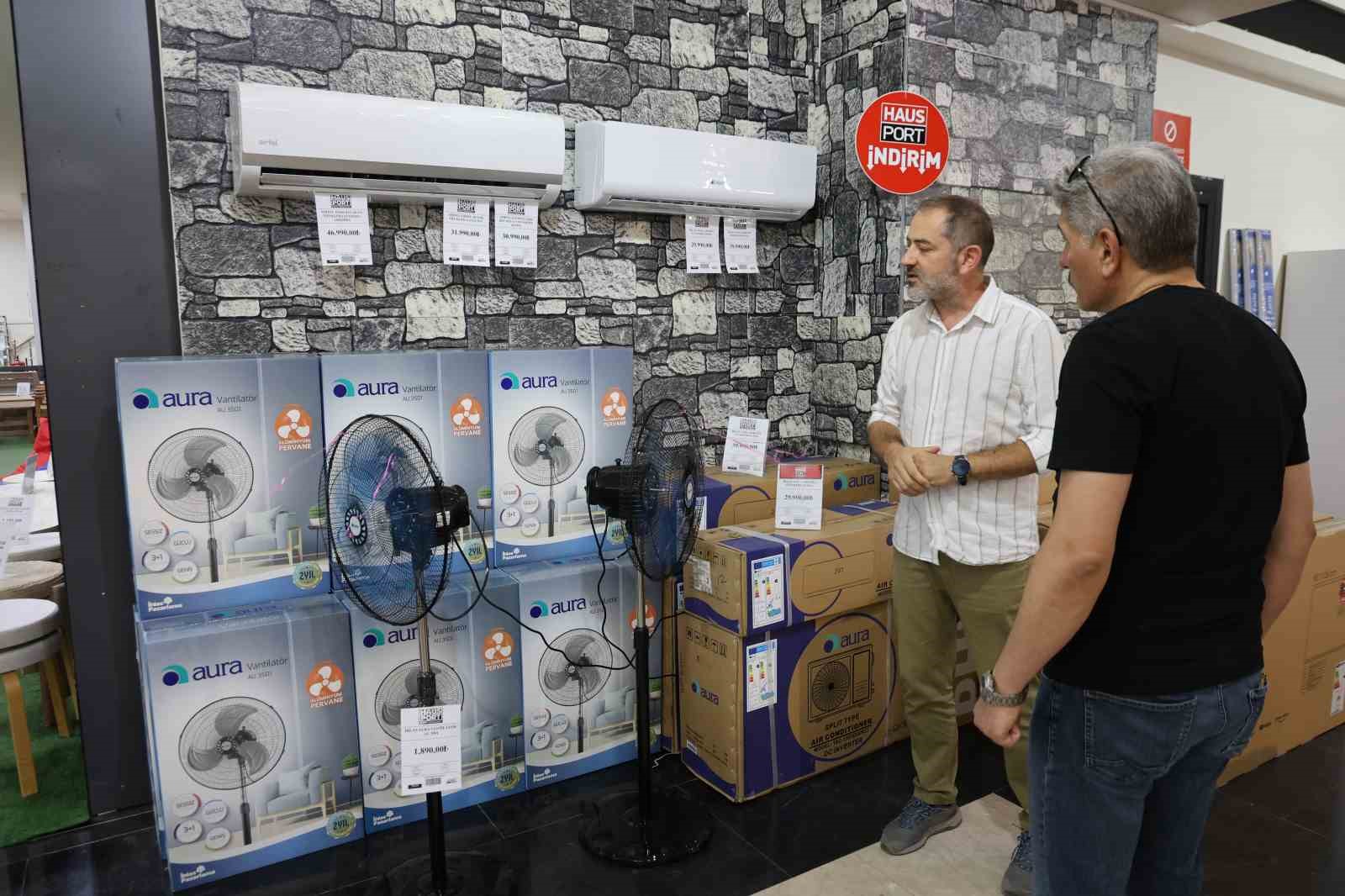 Havaların ısınmasıyla, vatandaşlar klima ve vantilatörlere yöneldi 4 havalarin isinmasiyla vatandaslar klima ve vantilatorlere yoneldi 0 XDke4dk1