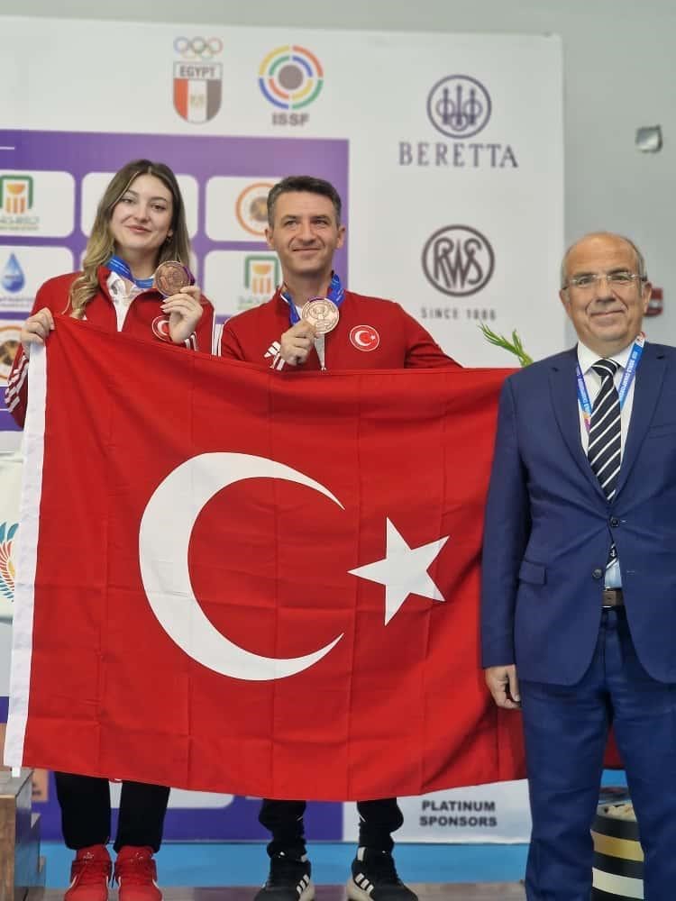 havali tufek karisik takimindan tarihi madalya 3