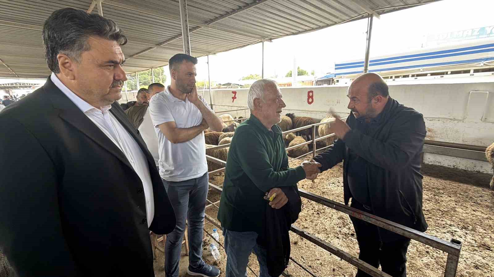 havran hayvan pazarinda tarihi arefe yogunlugu 7 I53GvpBv