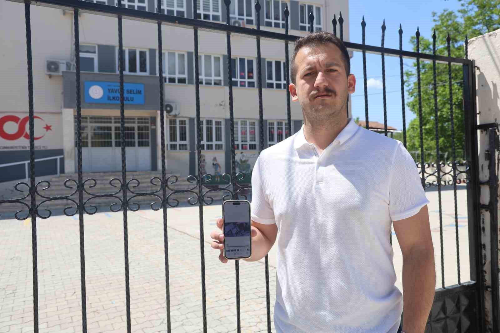 Havuç yerken nefes alamayan öğrenciyi, öğretmeni Heimlich manevrasıyla hayata tutundurdu 7 havuc yerken nefes alamayan ogrenciyi ogretmeni heimlich manevrasiyla hayata tutundurdu 3 XyMg3yUg