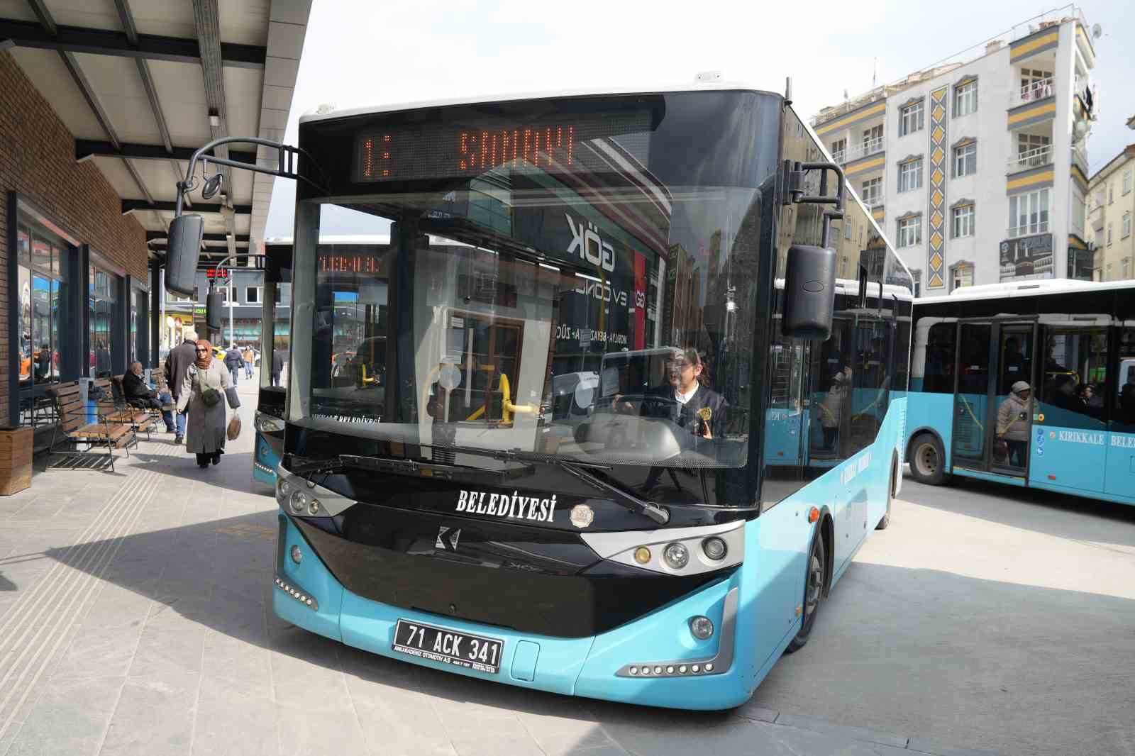 hayaliydi basardi sehrin ilk kadin otobus soforu oldu 1 crQdNuzm