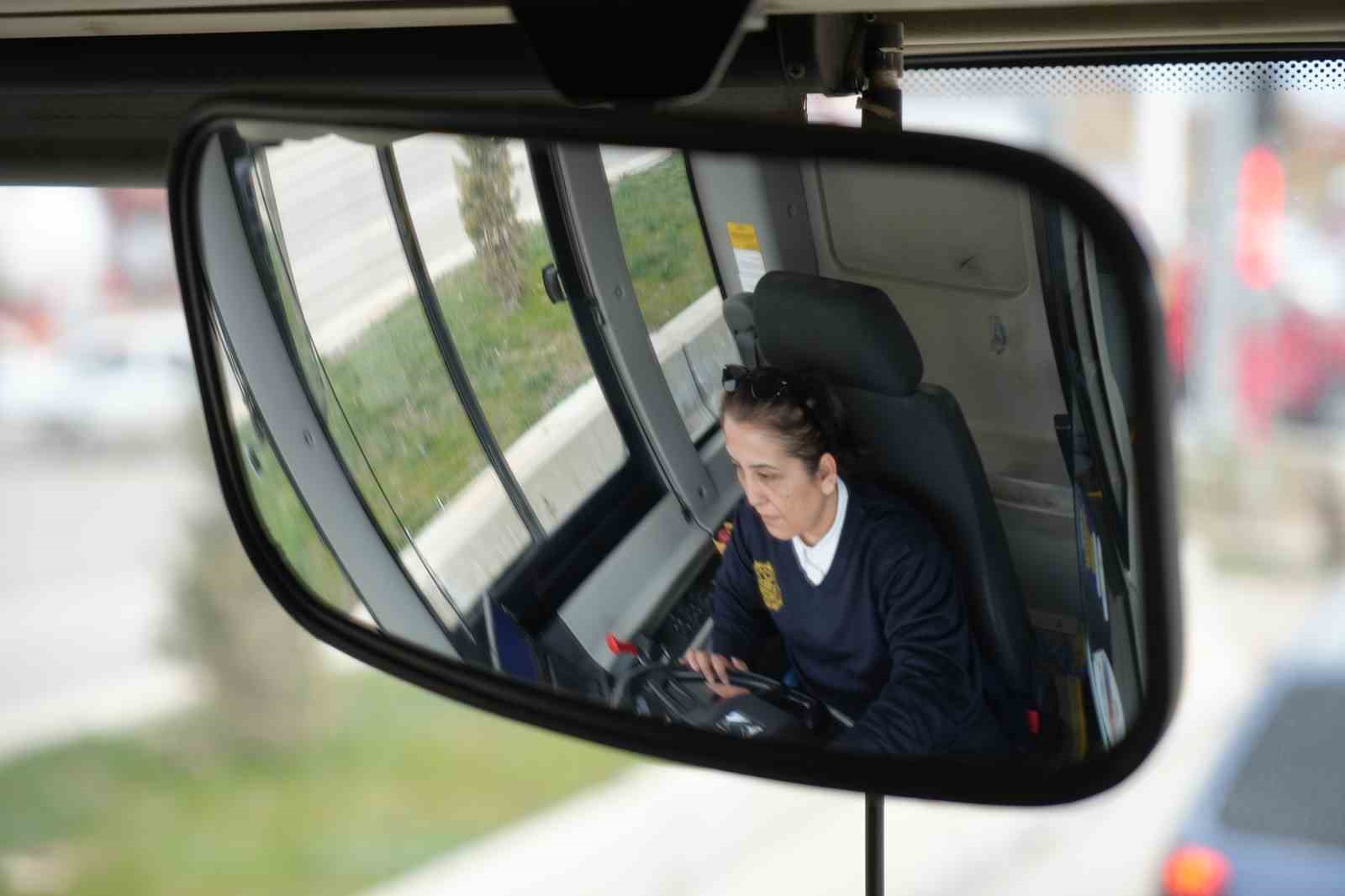 hayaliydi basardi sehrin ilk kadin otobus soforu oldu 5 J6GI1pbe