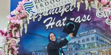 hayata-ikinci-kez-tutundu-bu-kez-kep-atti-6wimX61a.jpg
