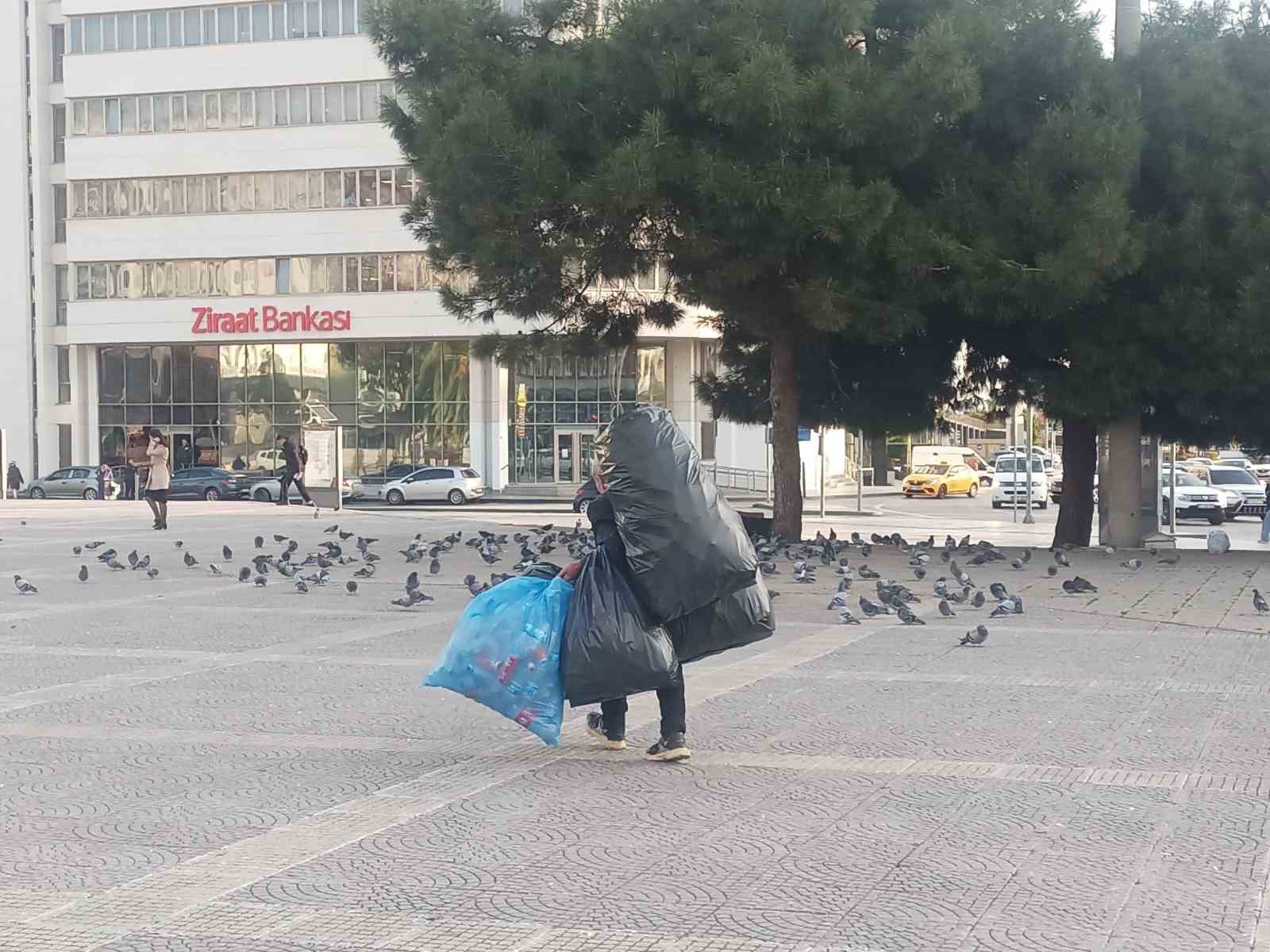 hayatin yukunu sirtinda tasiyor 2 MIzTCITc