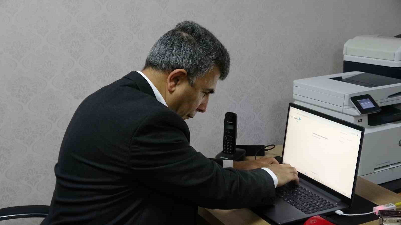 hayatini gorme engelli esine adadi 2