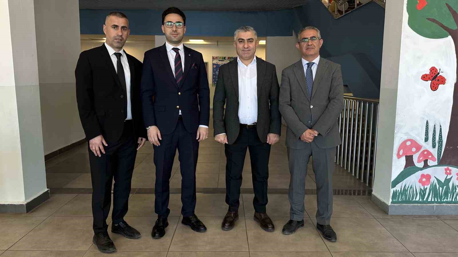 hayatini kaybeden gumruk muhafaza memurunun adi yuksekovada kutuphanede yasayacak 9 fXewDDZy