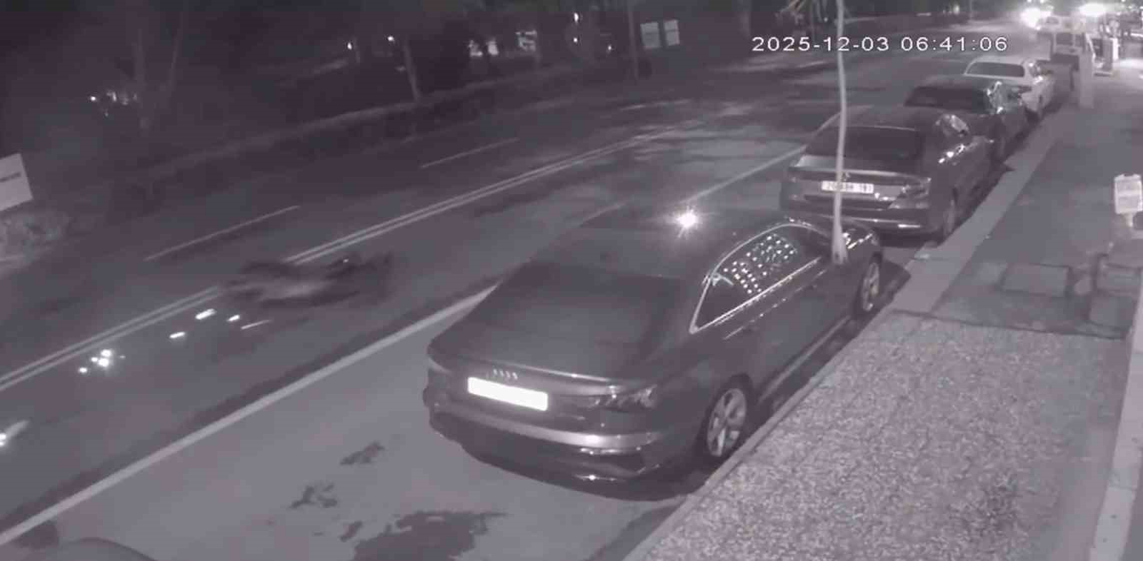 hayatini kaybeden motosikletlinin kaza ani goruntuleri ortaya cikti 0 t9uICqiq