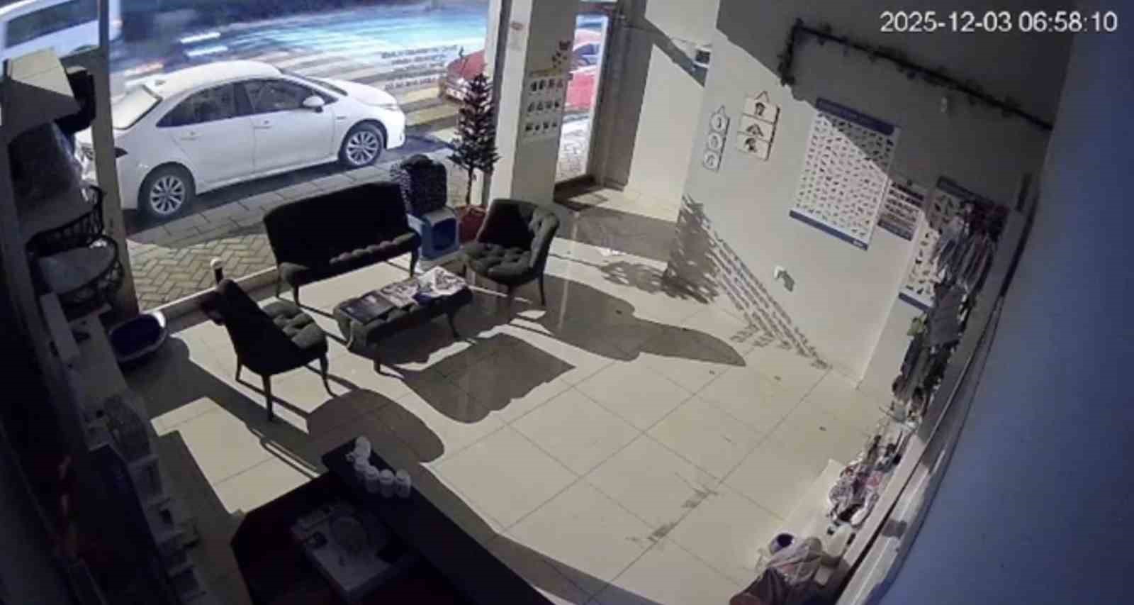 hayatini kaybeden motosikletlinin kaza ani goruntuleri ortaya cikti 1